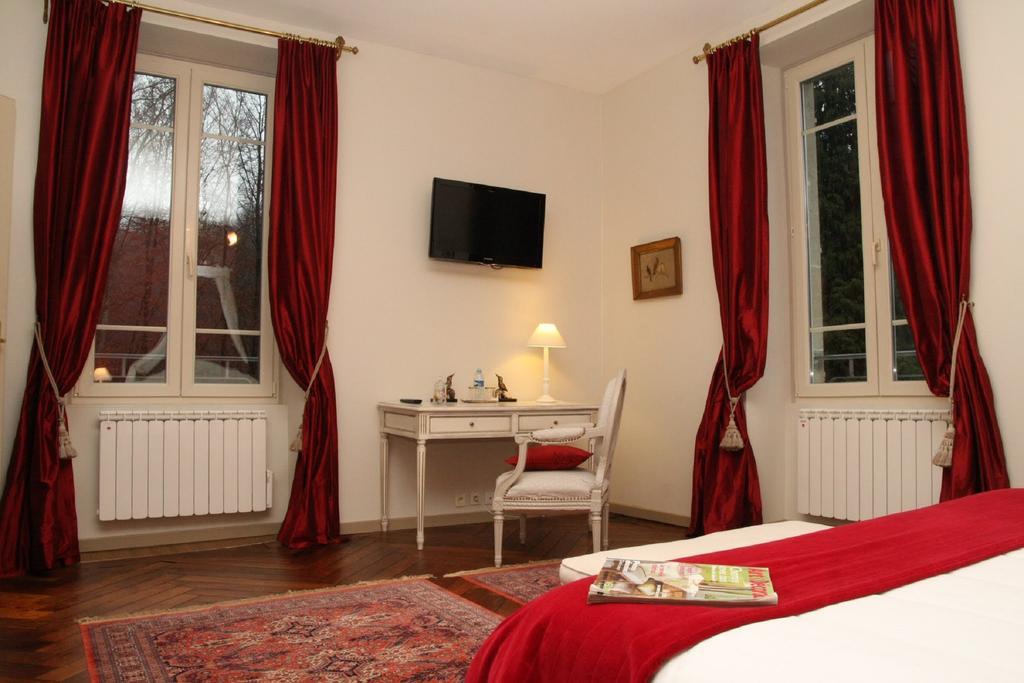 Wat zijn de beste hotels in de buurt van Maison de la N\u00E9gritude et des Droits de l'Homme? Champagney Buitenkant foto